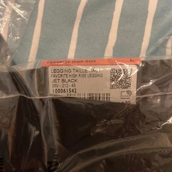 Garage High Rise Jet Black Leggings - Picture 2 of 2